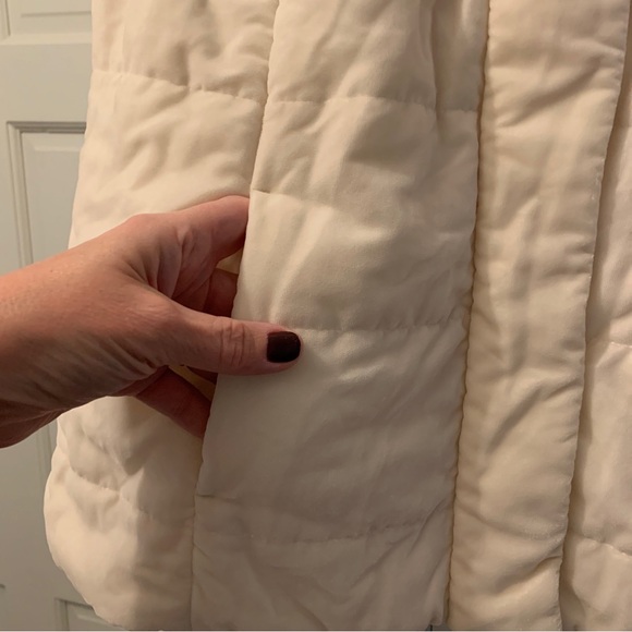 J. Jill Puffer Vest Quilted Velvet Cream Barley Women's Medium Petite Ivory - Picture 5 of 16